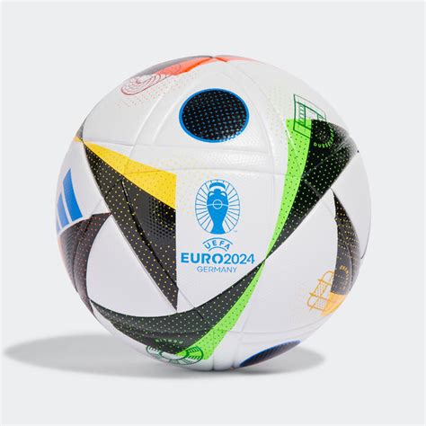 adidas EK 2024 Fussballliebe bal 